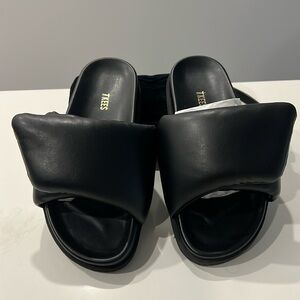 TKEES- black faux leather puffy velcro slides *NEW*